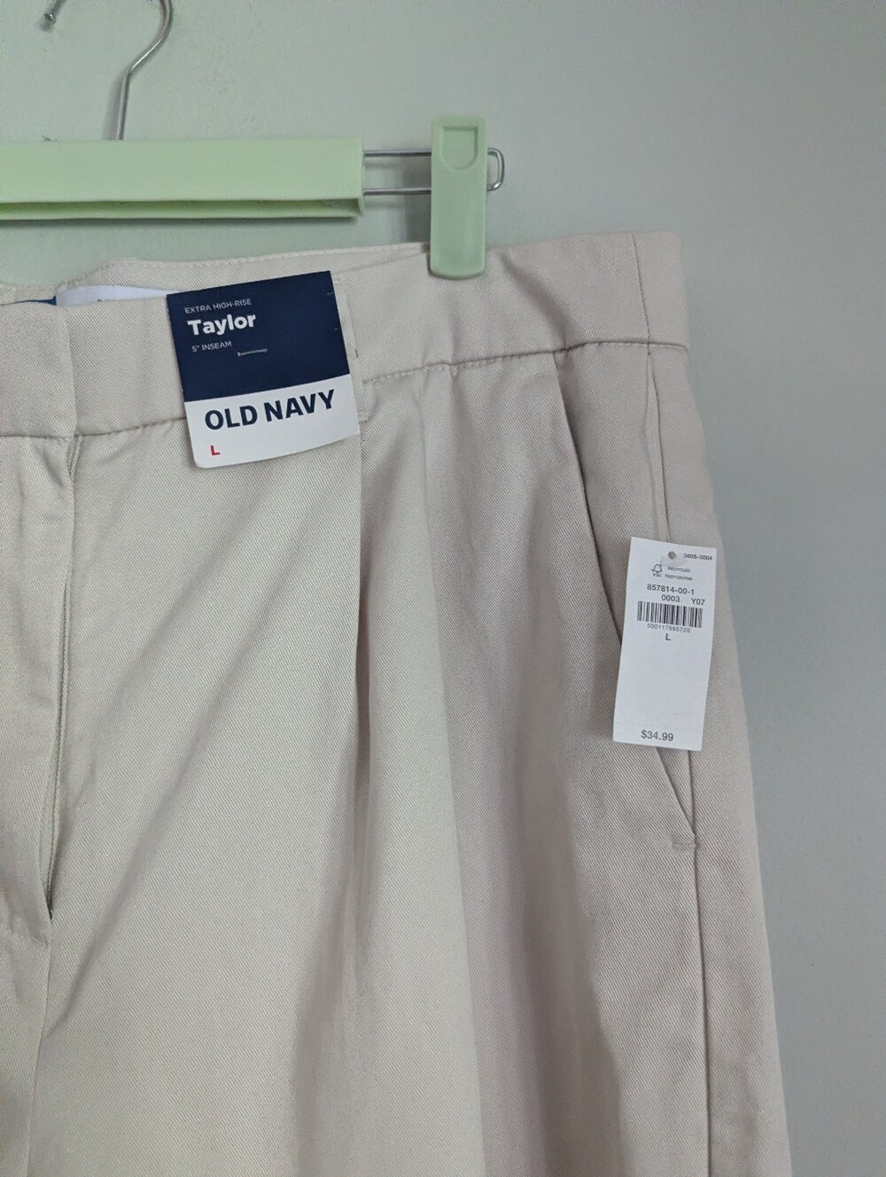 NEW Old Navy Women's Large Taylor Extra High Rise Shorts 5" Inseam Beige Pleated - Picture 3 of 11